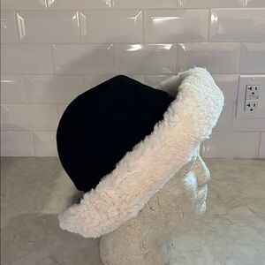 Vintage Don Anderson wool felt & fur hat. Fur brim up or down so soft and warm